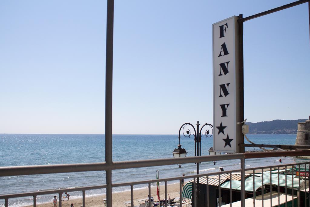 Albergo Fanny Alassio Exterior foto